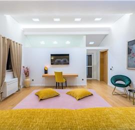 Luxury 5 Bedroom Villa with Heated Pool, Jacuzzi, Steam Room and Sea Views in Lozica near Dubrovnik, Sleeps 10